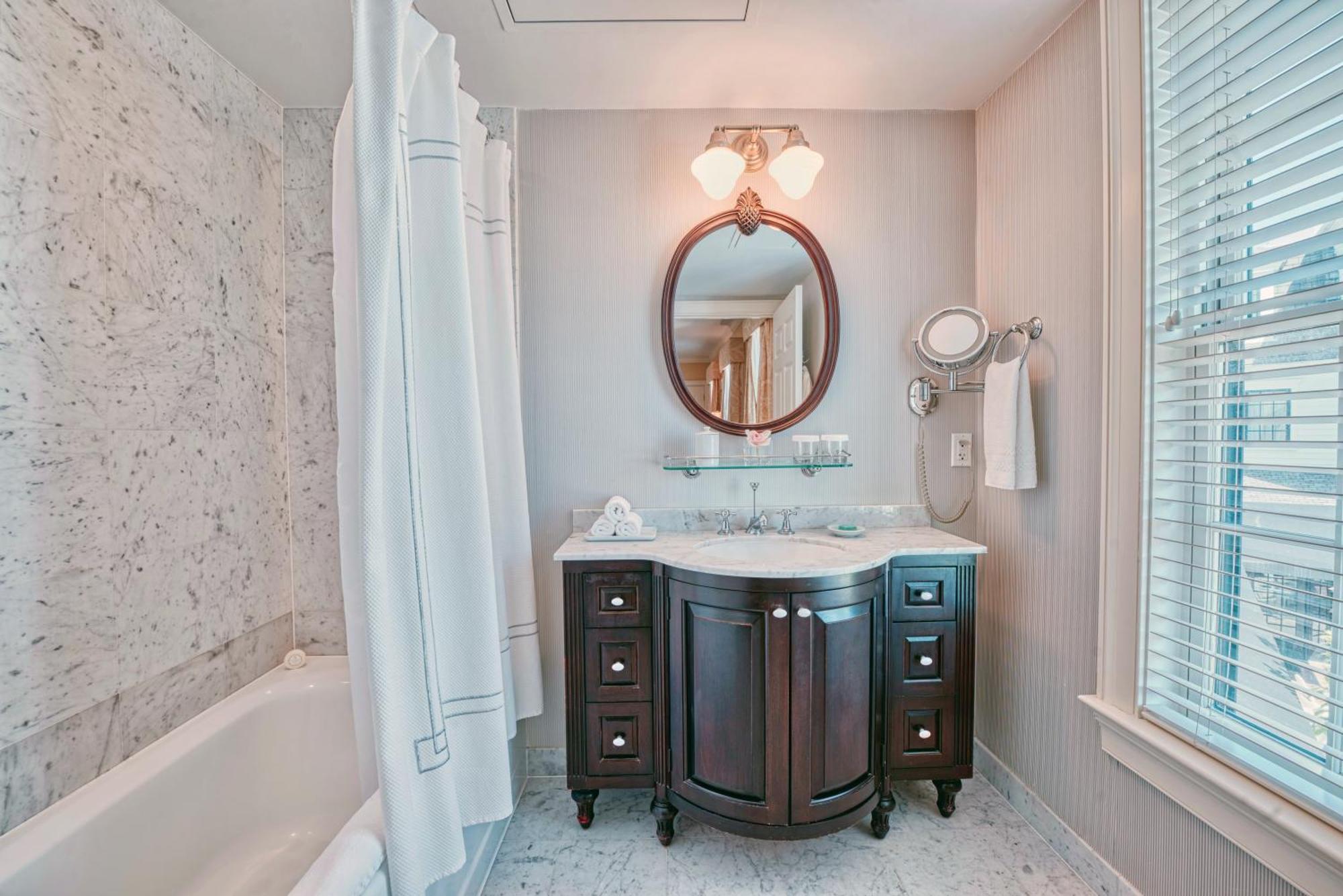 Delamar Southport Bagian luar foto